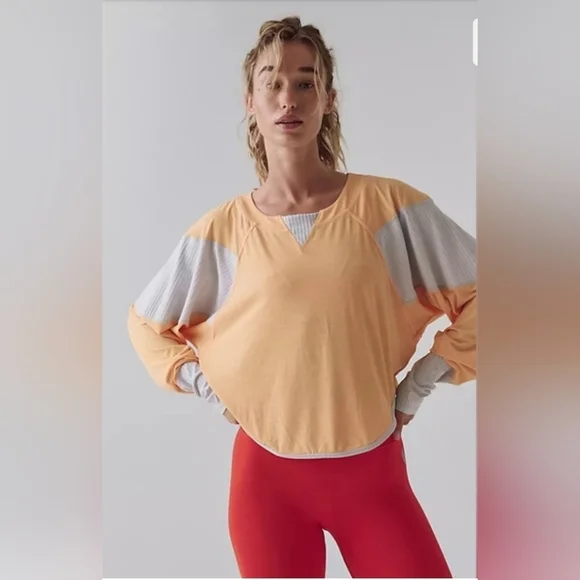 FP Movement Spotlight Long Sleeve Layer Shirt in Pastel Peach Combo Size XS - Picture 2 of 12